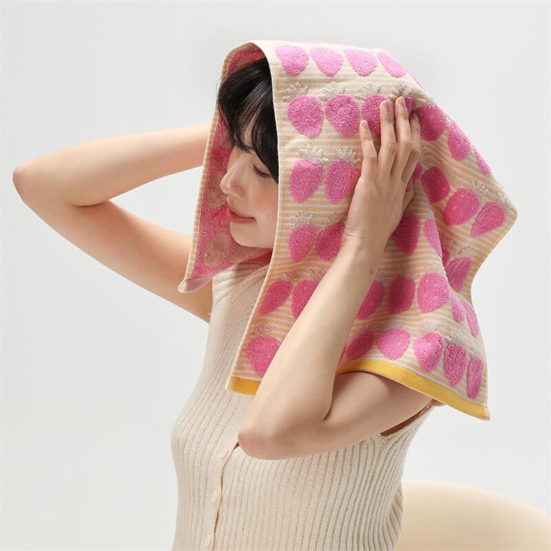 Strawberry Series Cotton Soft  - огляд і ціна Home Textiles Face Towel